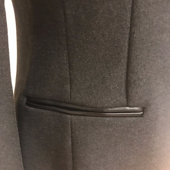 NWOT Banana Republic grey fitted blazer - Picture 4 of 7